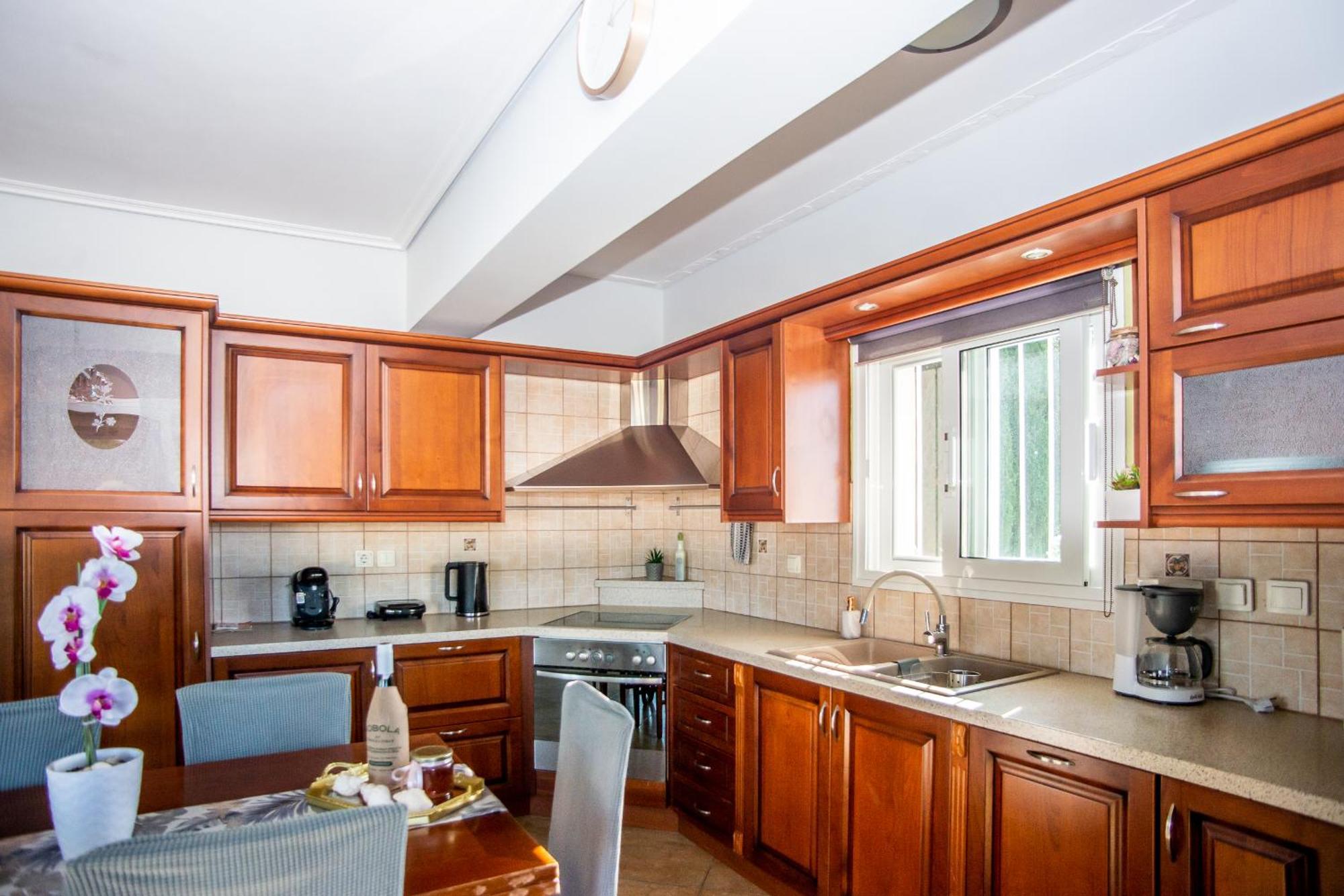 Holiday home Irida's House Lakithra