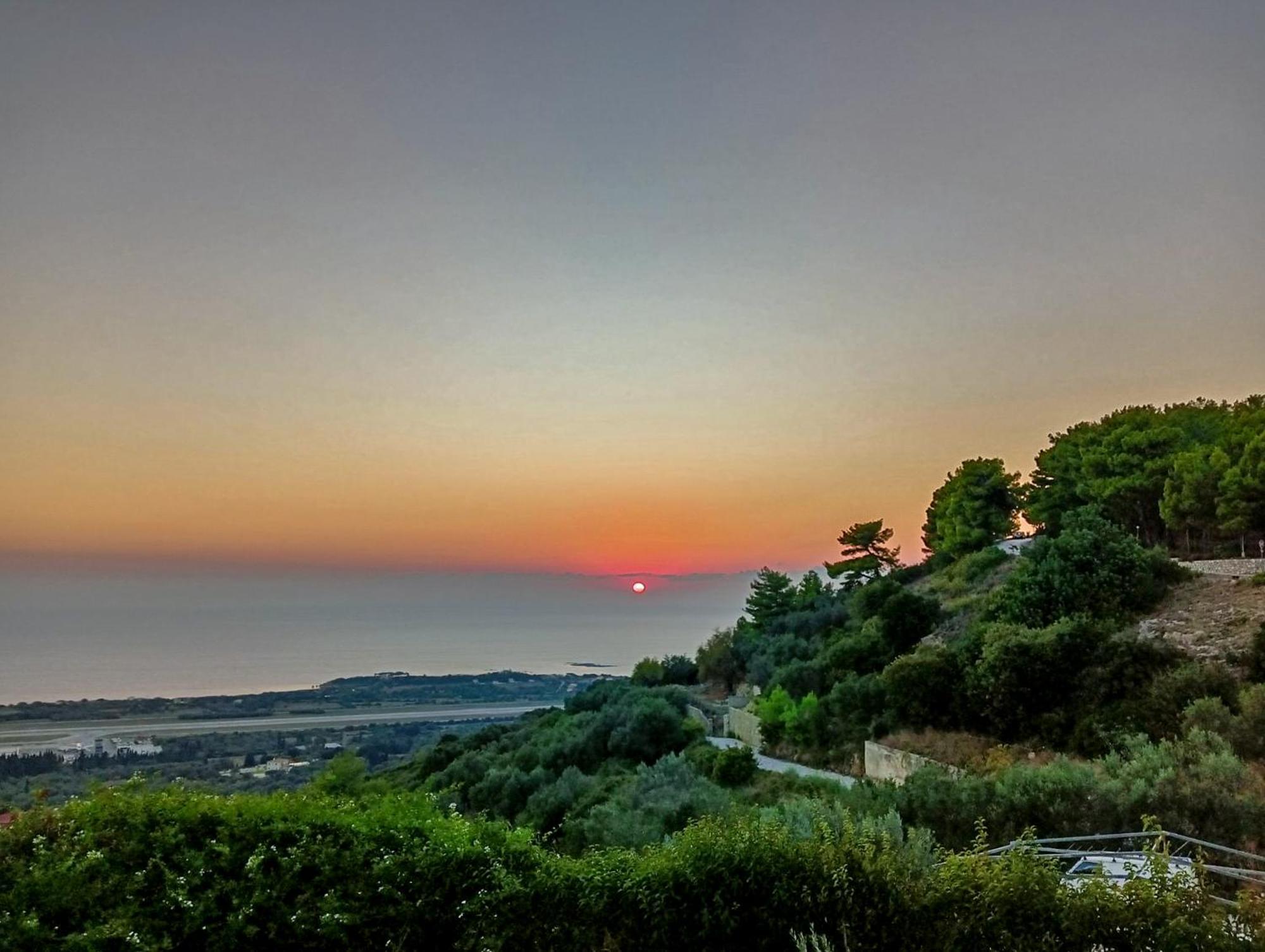 Holiday home Irida's House Lakithra